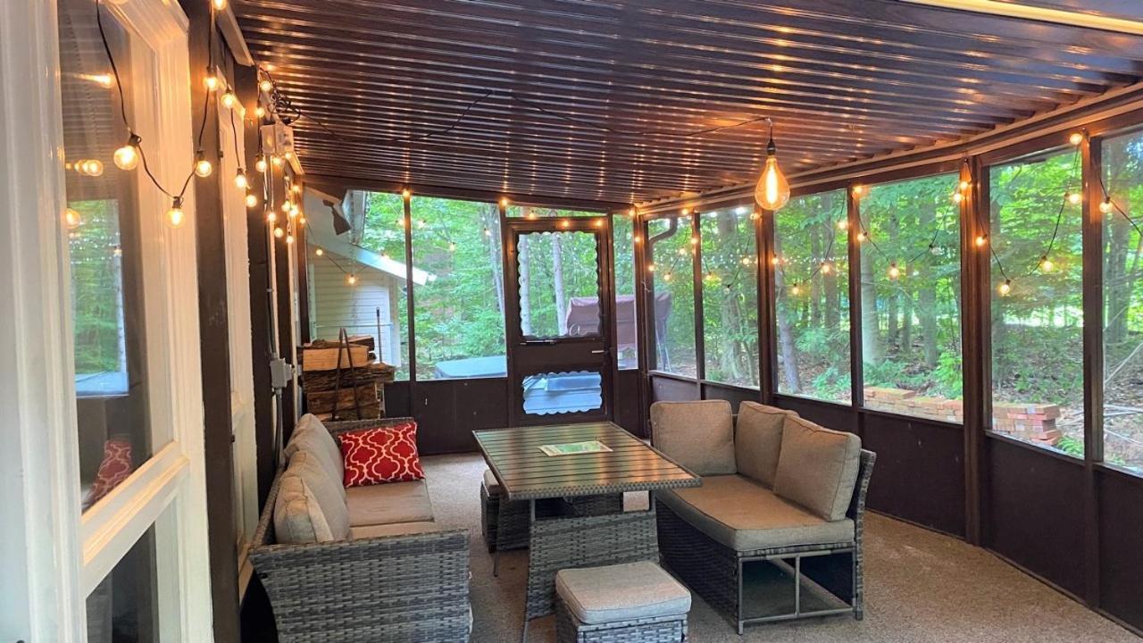 Walk To Pool & Beach - Spacious Gateway, Hot Tub, Game Room Pocono Country Place 外观 照片