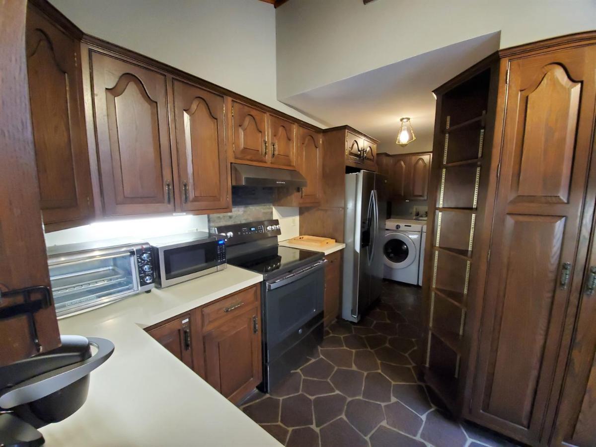 Walk To Pool & Beach - Spacious Gateway, Hot Tub, Game Room Pocono Country Place 外观 照片